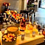 Hotel Sixteen Paris Montrouge