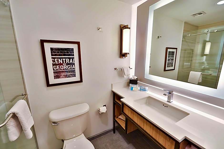 Hilton Garden Inn Historic Savannah