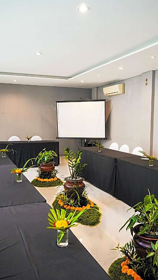 Grand Kuta Hotel And Residence