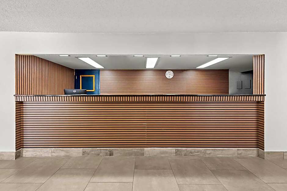 Suburban Studios Fairborn - Dayton