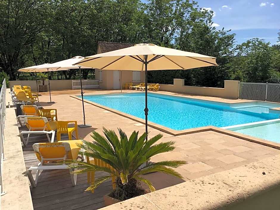 Logis Hotels - Hotel Restaurant Domaine Les Falaises