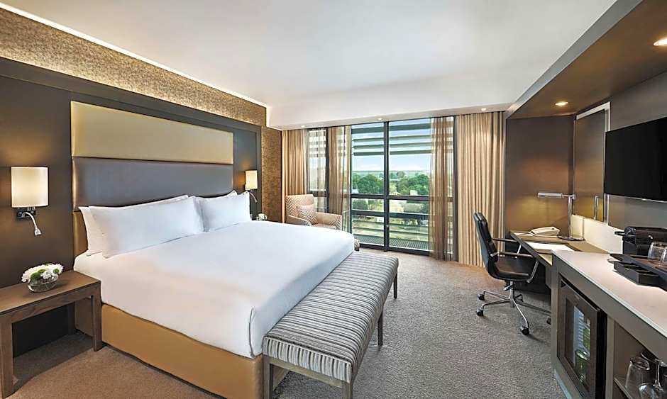 Legend Hotel Lagos Airport, Curio Collection By Hilton