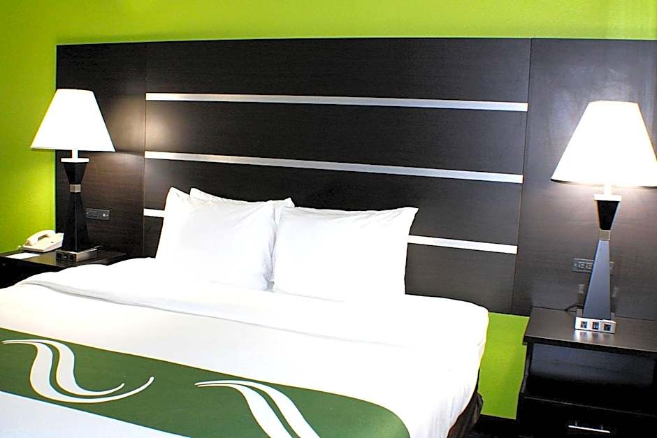 Quality Inn & Suites Bedford West