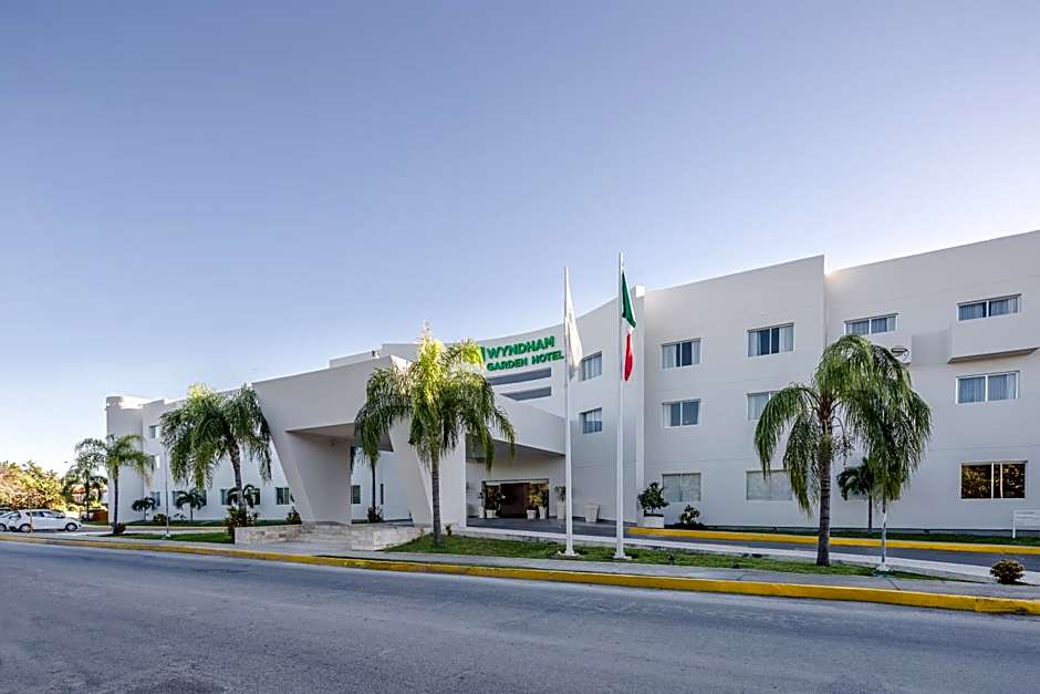 Wyndham Garden Playa del Carmen