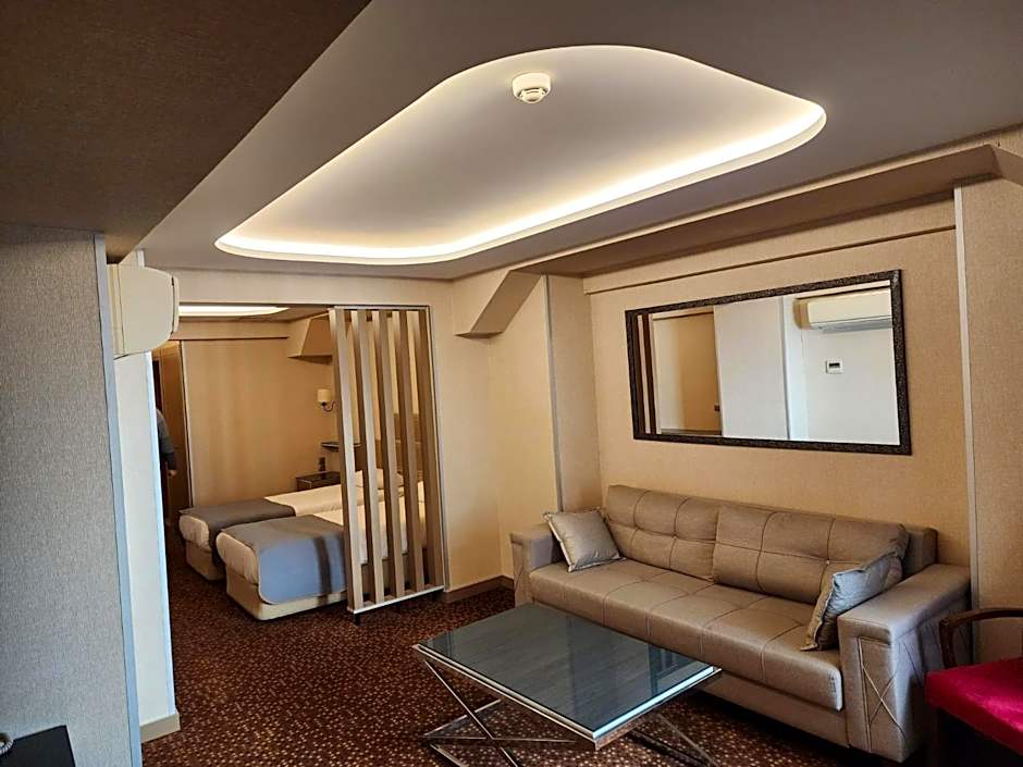 Nanda Hotel