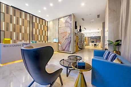 Echarm Hotel Chongqing Guanyinqiao Huangnibang Metro Station