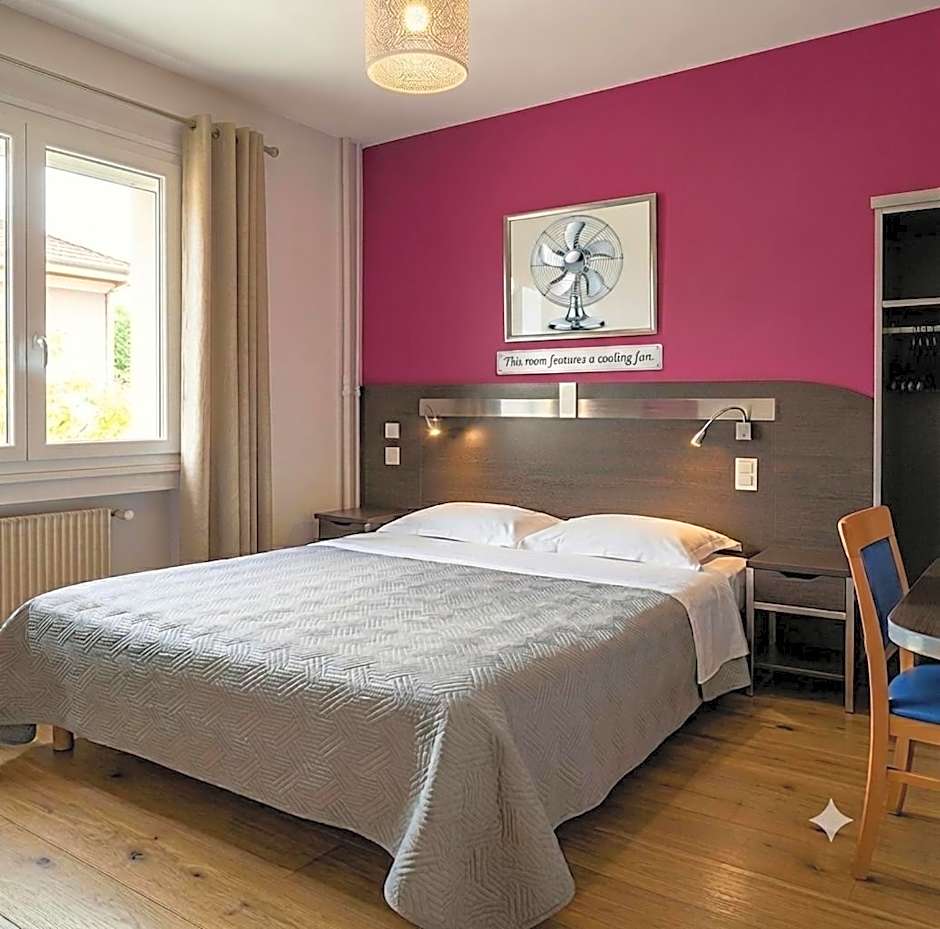 Hôtel Au Val De Saône PARKING GRATUIT