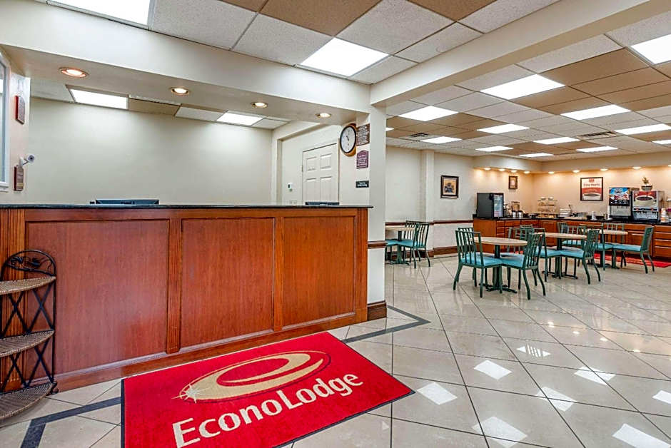 Econo Lodge Louisville Downtown