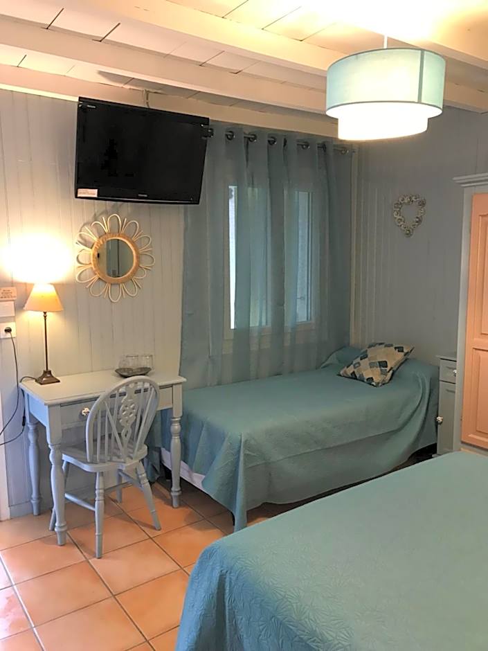 Logis Hotel Restaurant Hostellerie de la Tour