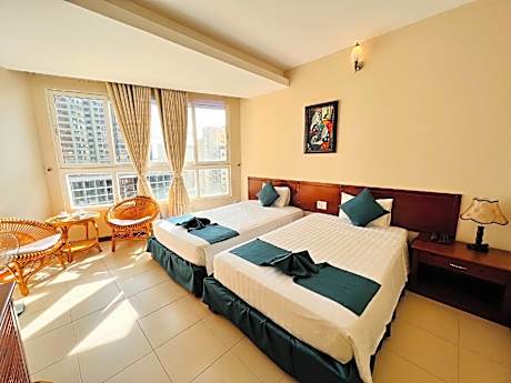 Superior Double or Twin Room with Mountain View