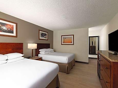 Ramada by Wyndham Elko Hotel at Stockmen's Casino
