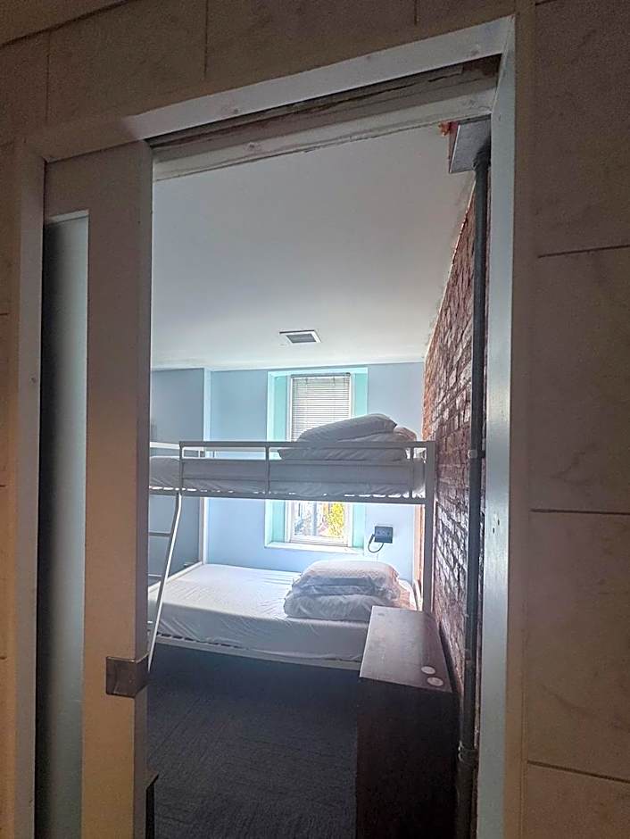 U Street Capsule Hostel