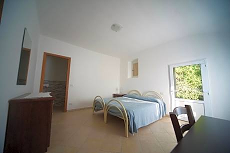 Quadruple Room with Garden View