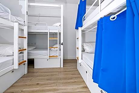 4-Bed Mixed Dormitory Room