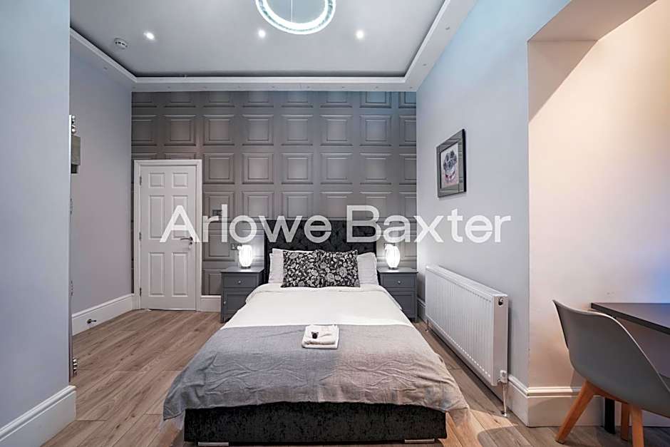 Hackney Suites - En-suite rooms & amenities
