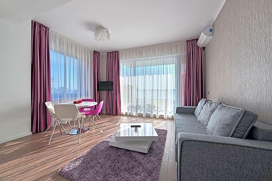 Tomis Garden Apartments Mamaia