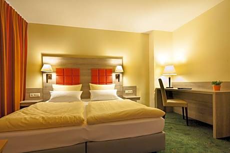 Standard Suite