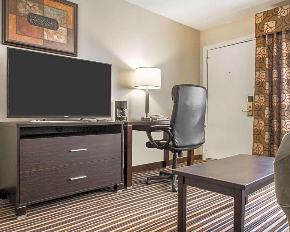 Quality Inn & Suites