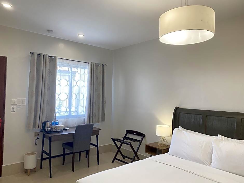 Harman Suites Moalboal