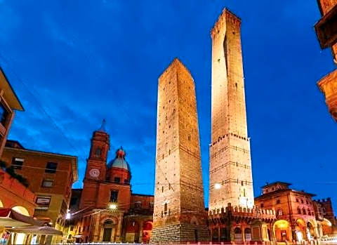 Bologna Center Town