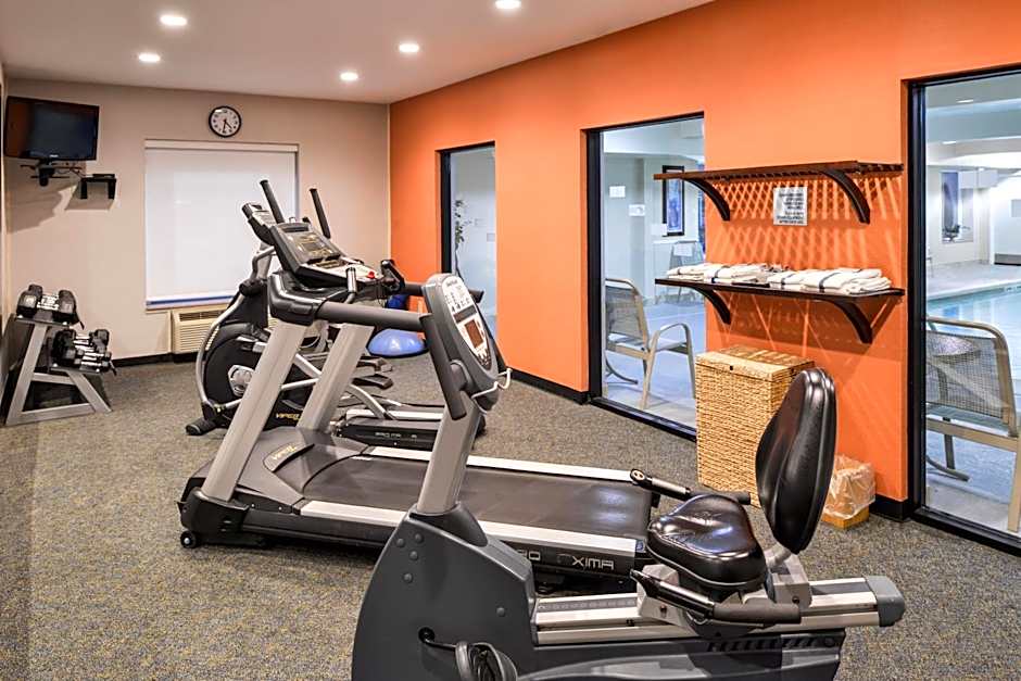 Holiday Inn Express Hotel & Suites Clifton Park By IHG