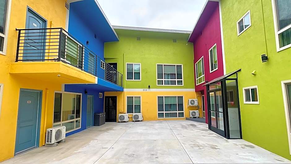 Quintessence ApartHotel