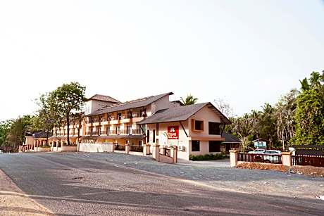 Aananda Wellness and Resorts