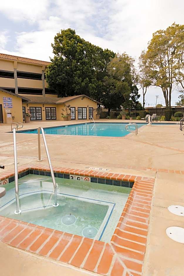 Historic Santa Maria Inn