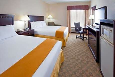 Standard Room with Two Queen Beds