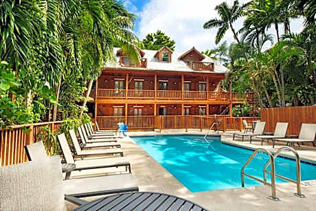 Island City House