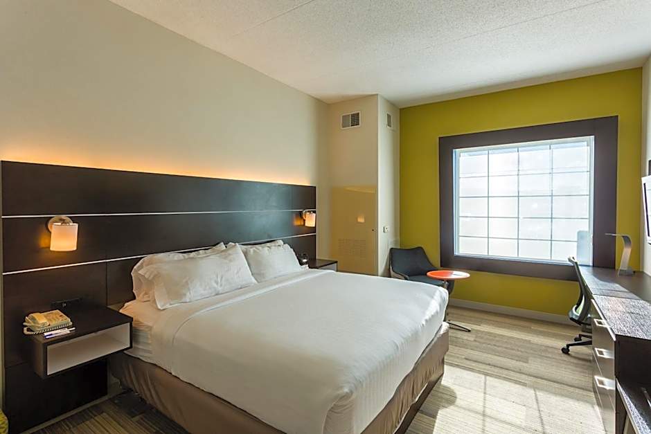 Holiday Inn Express Hotel & Suites Reading By IHG