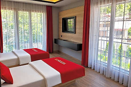 Two-Bedroom Suite