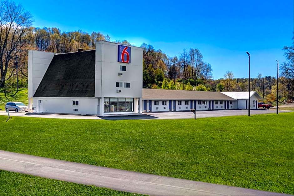 Motel 6 Bellville, OH - Mid-Ohio