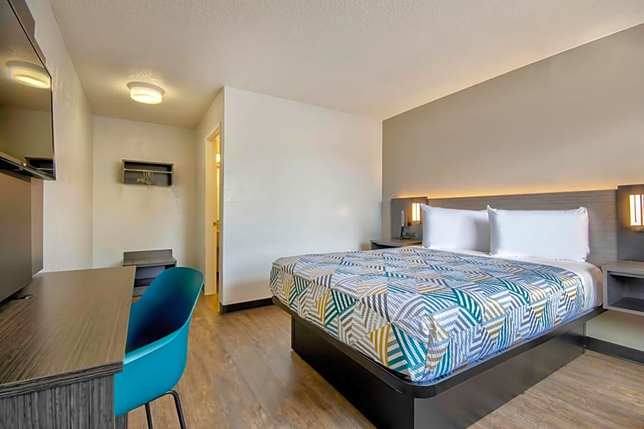 Motel 6 Santa Fe