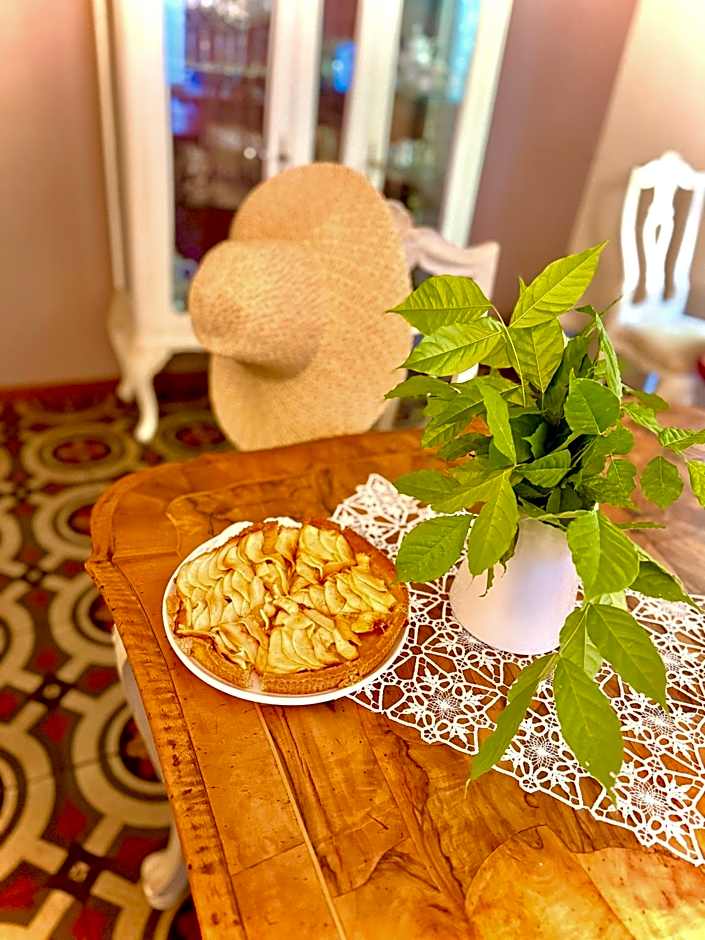 Villa La Dogana B&B di Charme - Historic Villa with a beautiful garden - private parking