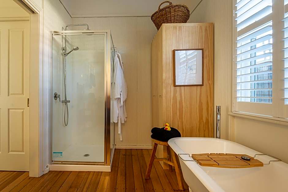 At Eleven - La Petite Maison