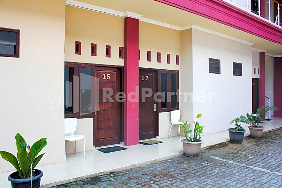 Hotel Baby Angel Dieng Mitra RedDoorz