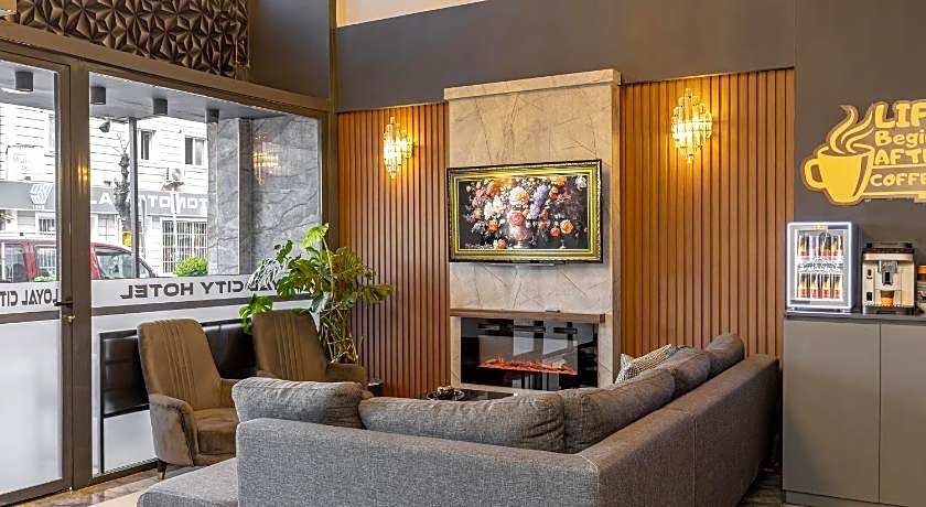 LoyalCity Hotel