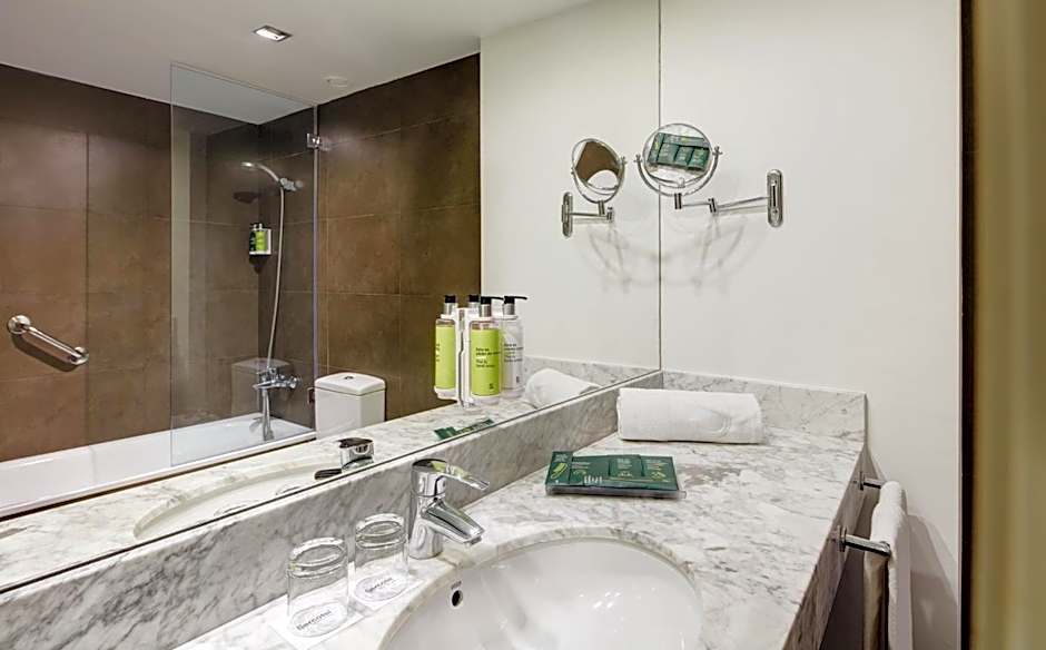 Sercotel Amister Art Hotel