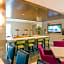 Holiday Inn Express Charleston US Highway 17 & I-526 By IHG