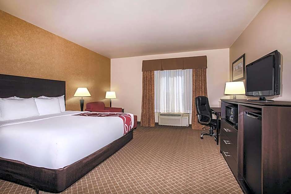 La Quinta Inn & Suites by Wyndham Ely