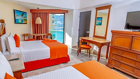 Deluxe Twin Room with Sea View