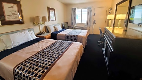 2 Double Beds Nonsmoking