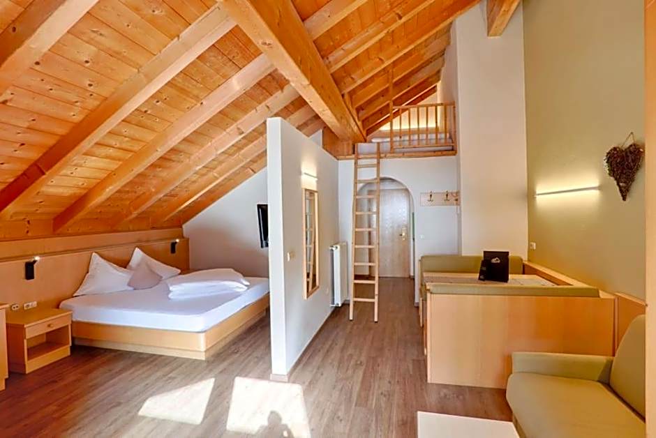 Mountain Living Apartments