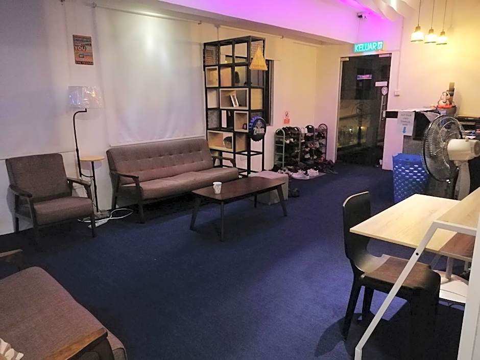 Space Cap Hotel