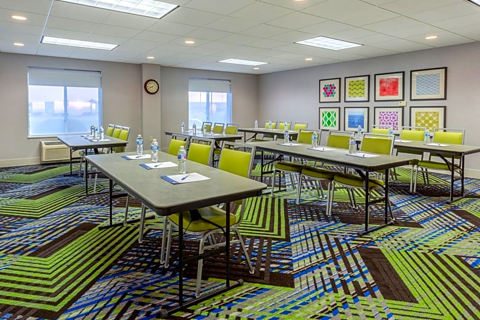 Holiday Inn Express & Suites Vandalia By IHG