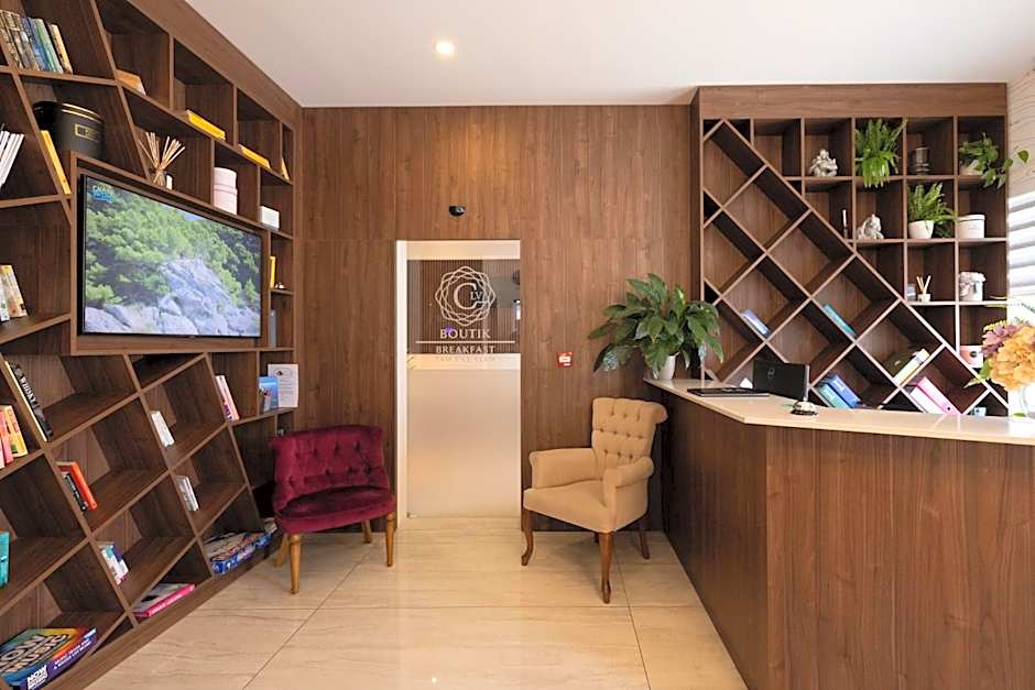 C'est La Vie Boutik Swieqi