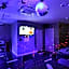 Show Hotel