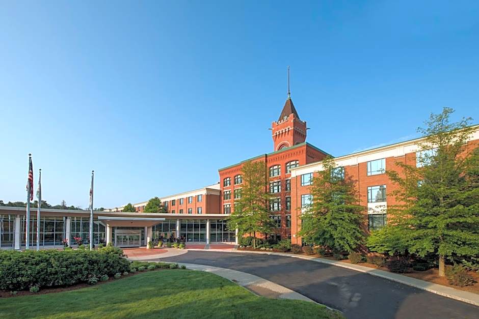 Photo 1 of 43 of Wellsworth Hotel