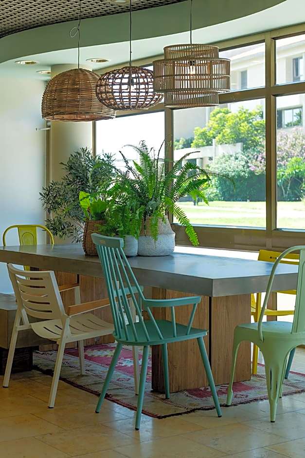 Shefayim Kibbutz Hotel